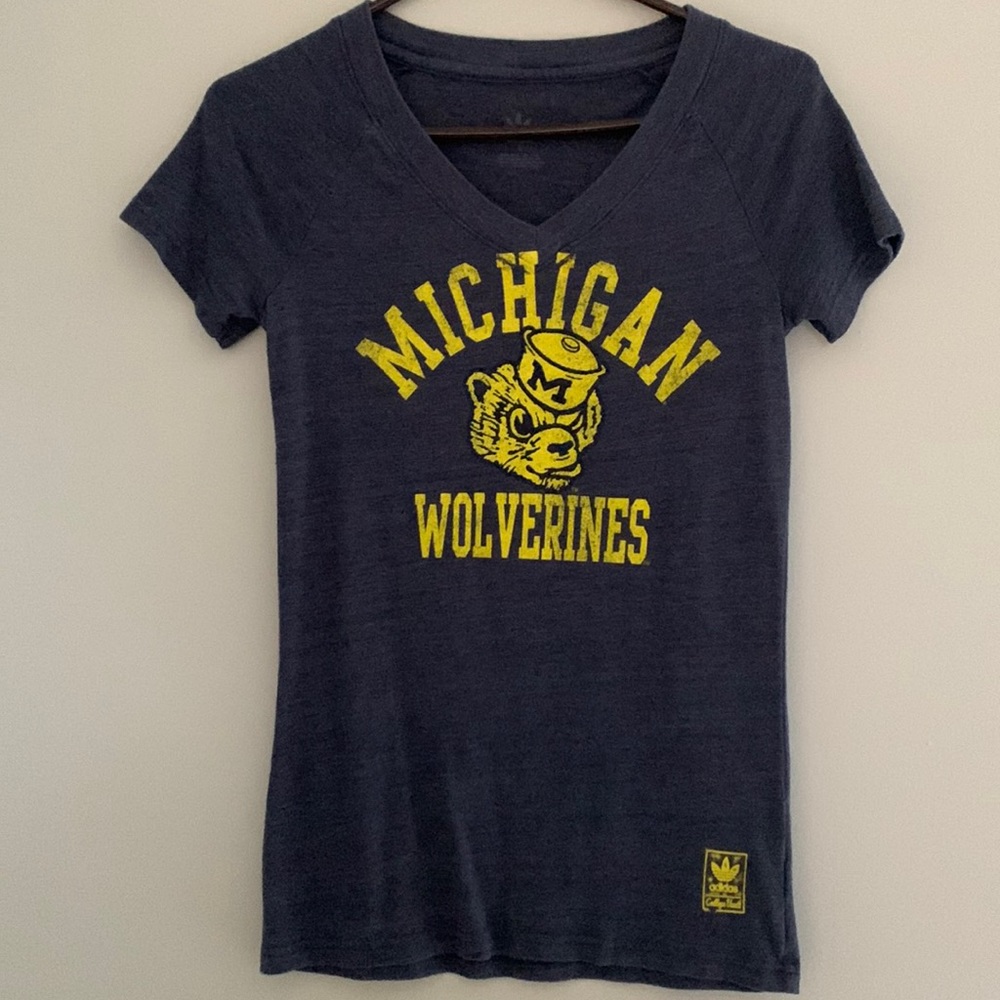 Vintage logo Michigan Wolverines tshirt